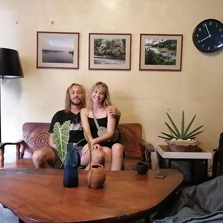 Boundary Hostel And Cafe Surat Thani Exterior photo