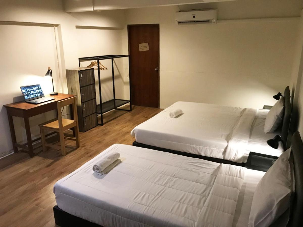 Boundary Hostel And Cafe Surat Thani Exterior photo